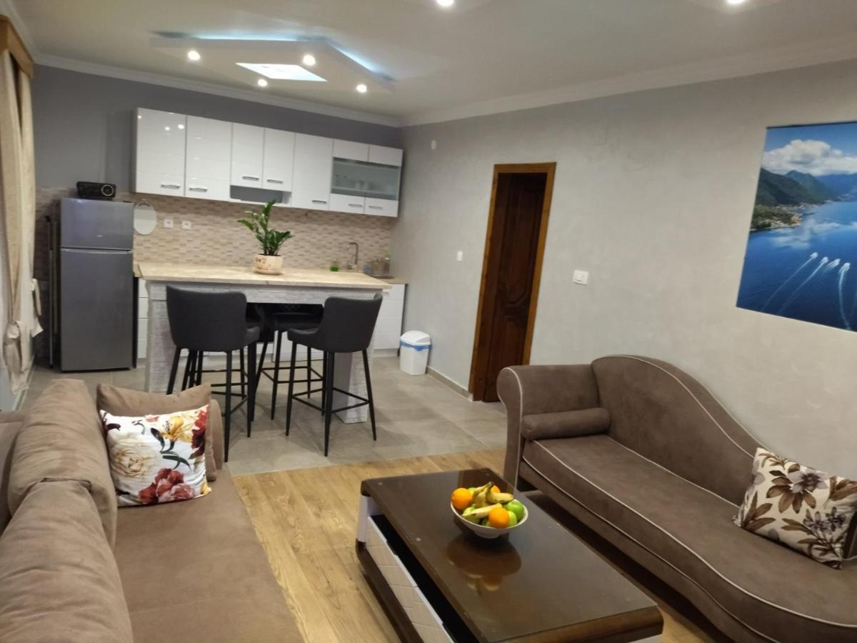 Apartment Ksenija Kotor Exteriér fotografie